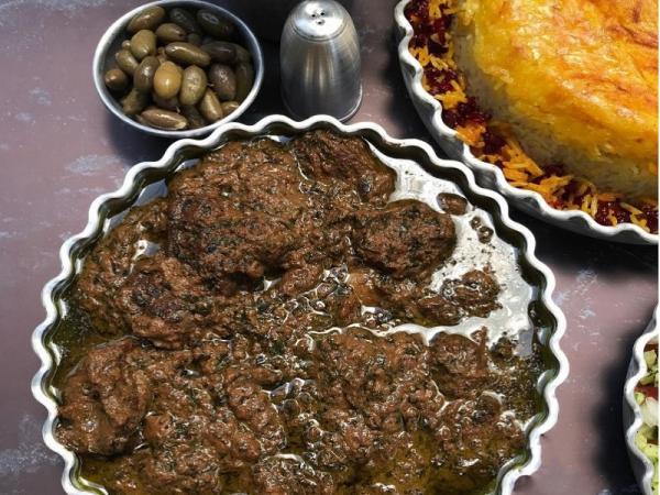 2 طرز تهیه خورشت گردو اسفناج مجلسی به روش دامغانی و شمالی 2 طرز تهیه خورشت گردو اسفناج مجلسی به روش دامغانی و شمالی